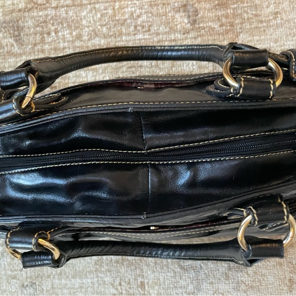 Vintage All Leather Bag. Totally 80s. - Picture 6 of 14